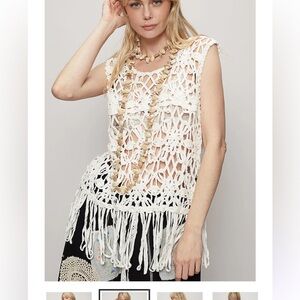 POL White Crochet Fringe Top
